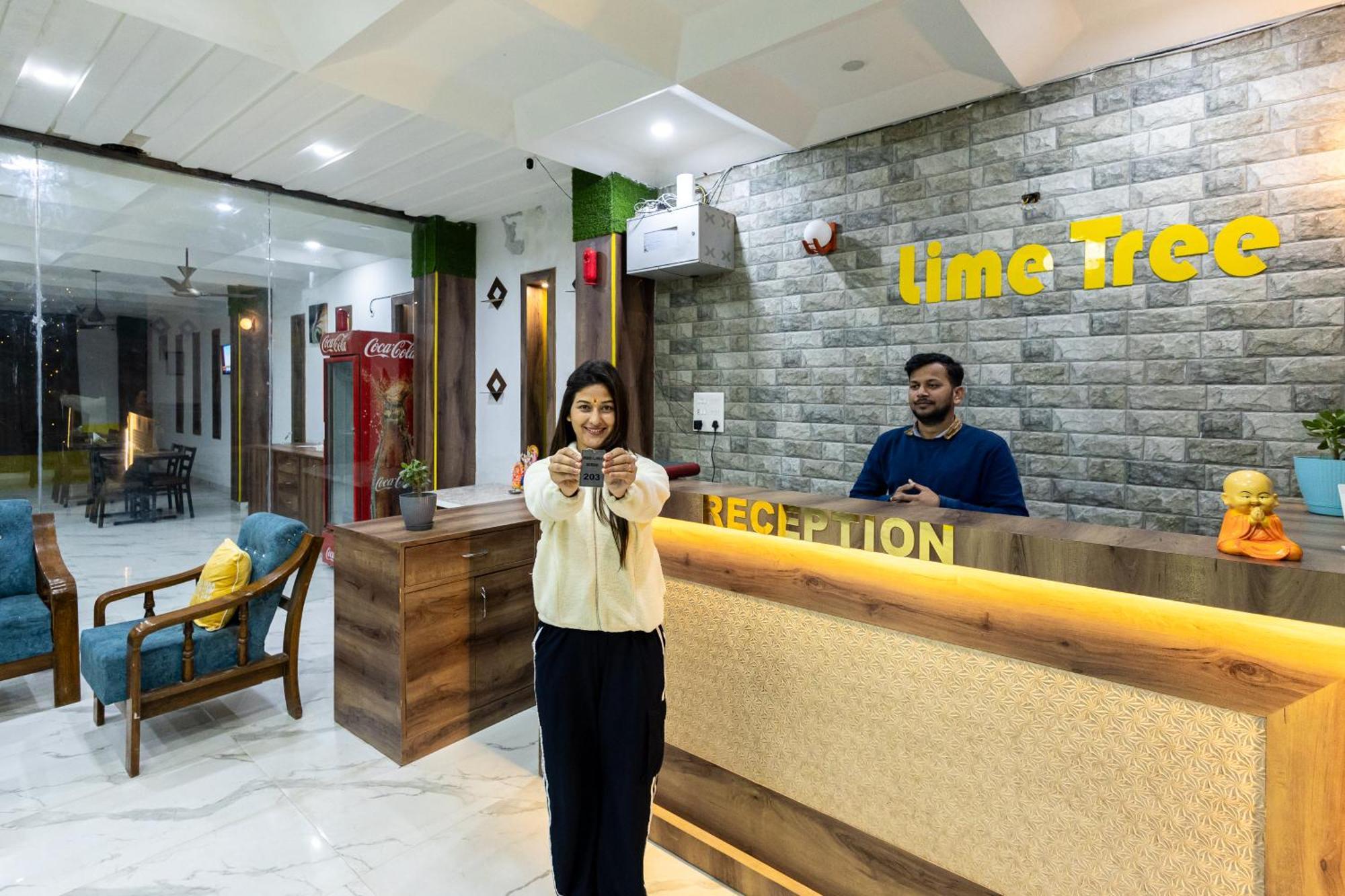 Lime Tree Hotel And Banquet Vrindāvan Exterior foto